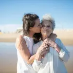 Quando i ruoli si invertono: genitori anziani e figli caregiver