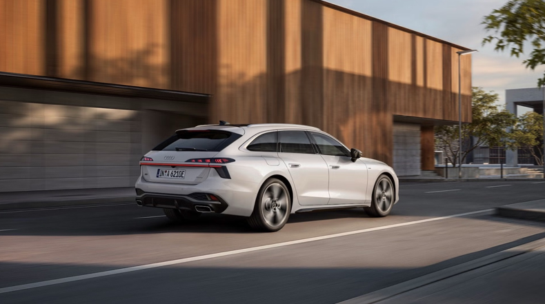 Auto ibride plug-in: il piacere di guida che non ti aspetti